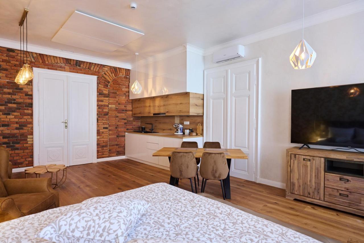 Hisa Ancka, Boutique Hotel & Maja Rooms Slovenj Gradec Exterior foto
