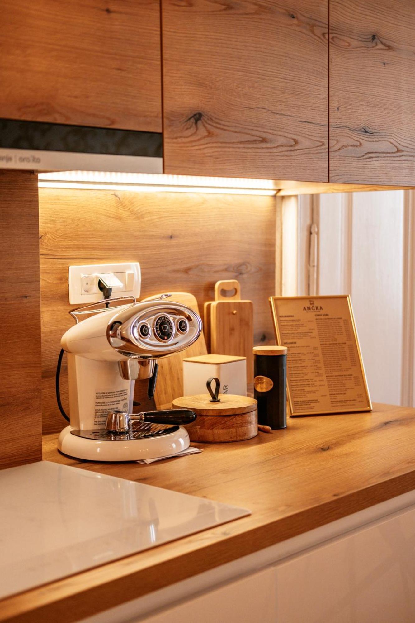 Hisa Ancka, Boutique Hotel & Maja Rooms Slovenj Gradec Exterior foto