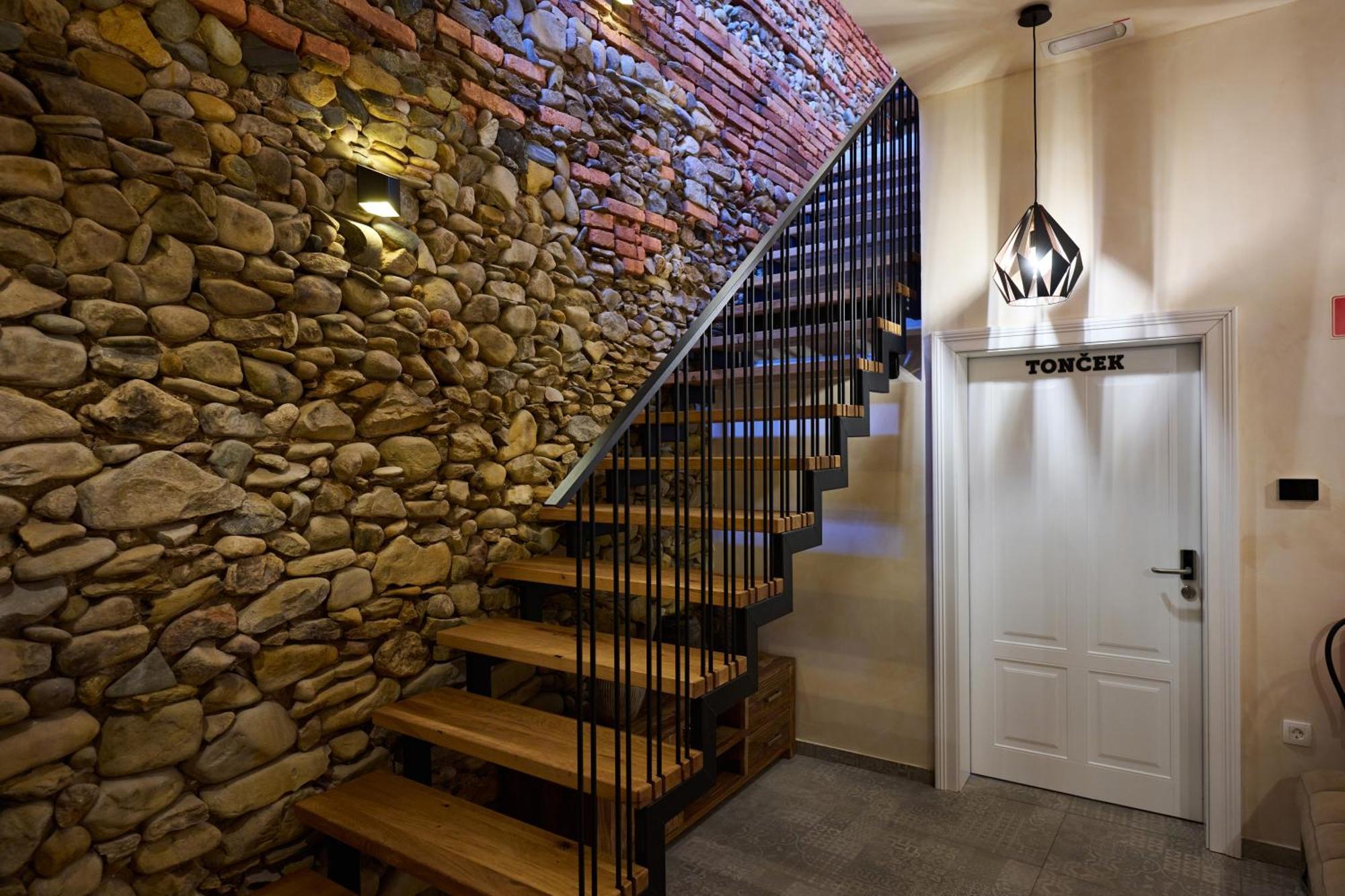 Hisa Ancka, Boutique Hotel & Maja Rooms Slovenj Gradec Exterior foto